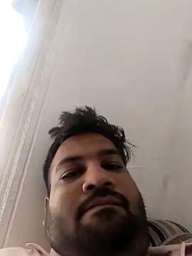 Snapshot of vinay_smalldick chatting on 05-17-26, 06:33 vinay smalldick online show from 05-17-26, 06:33