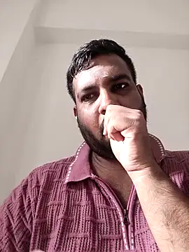 Snapshot of vinay_smalldick chatting on 05-25-26, 02:06 vinay smalldick online show from 05-25-26, 02:06