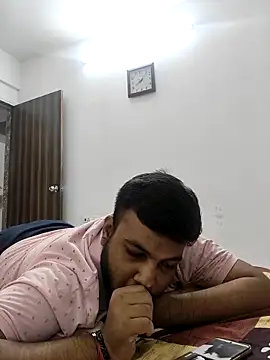 Snapshot of vinay_smalldick chatting on 05-28-26, 02:36 vinay smalldick online show from 05-28-26, 02:36