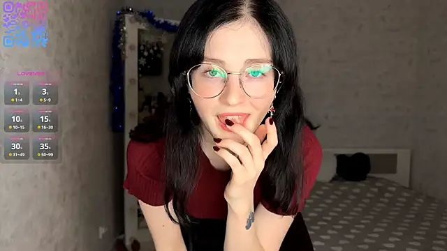 FakeLamb online show from 12-20-25, 09:11