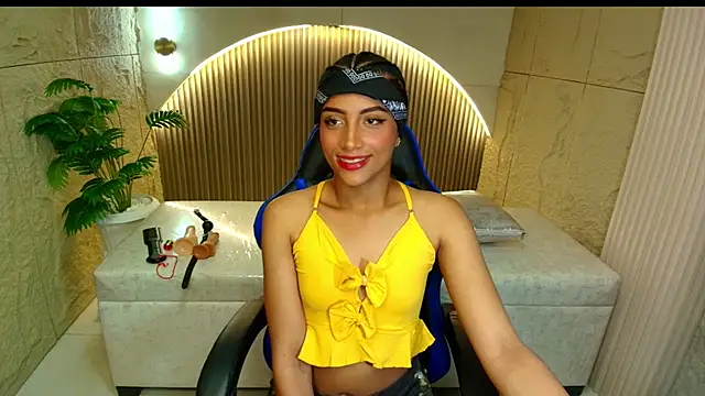 Snapshot of katty_berry_r chatting on 09-11-25, 07:58 katty berry r online show from 09-11-25, 07:58