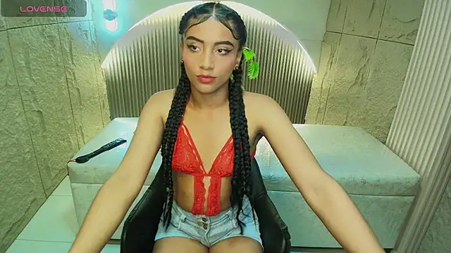 Snapshot of katty_berry_r chatting on 09-23-25, 07:39 katty berry r online show from 09-23-25, 07:39