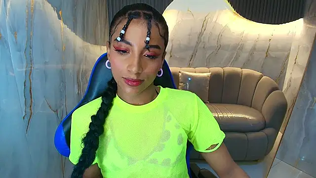 Snapshot of katty_berry_r chatting on 10-01-25, 07:42 katty berry r online show from 10-01-25, 07:42