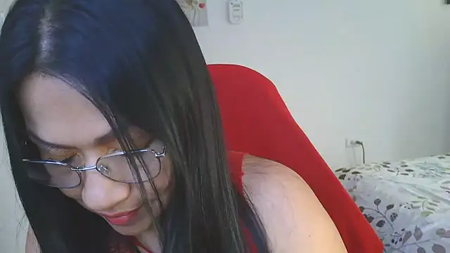 Snapshot of LissafeetHott chatting on 05-18-26, 09:53 LissafeetHott online show from 05-18-26, 09:53