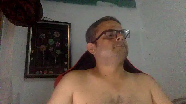 Snapshot of Katracho6969 chatting on 06-08-26, 01:28 Katracho6969 online show from 06-08-26, 01:28