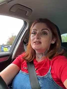 Snapshot of IrishmilfAnna chatting on 11-06-25, 01:12 IrishmilfAnna online show from 11-06-25, 01:12