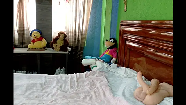  Charlize theron  online show from 04-27-26, 06:06