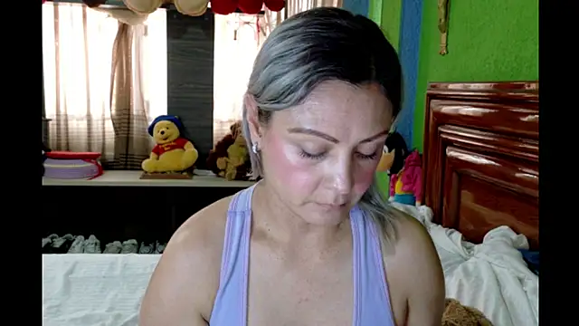 Snapshot of _Charlize_theron_ chatting on 05-09-26, 07:08 Charlize theron online show from 05-09-26, 07:08