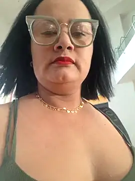 Snapshot of Milagros-hot chatting on 10-26-25, 10:47 Milagros-hot online show from 10-26-25, 10:47