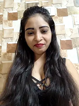 QUEEN-ADITI online show from 10-22-25, 04:40