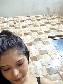 QUEEN-ADITI online show from 11-03-25, 01:51