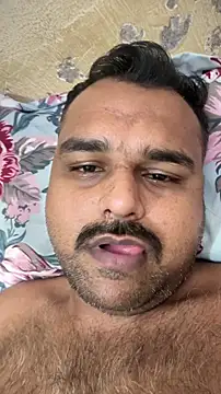 Snapshot of hahaha1319 chatting on 11-07-25, 12:32 hahaha1319 online show from 11-07-25, 12:32