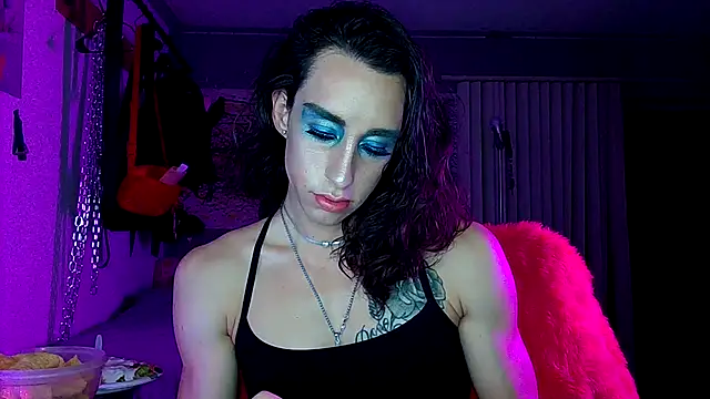 Snapshot of xoFrankie chatting on 09-19-25, 03:08 xoFrankie online show from 09-19-25, 03:08