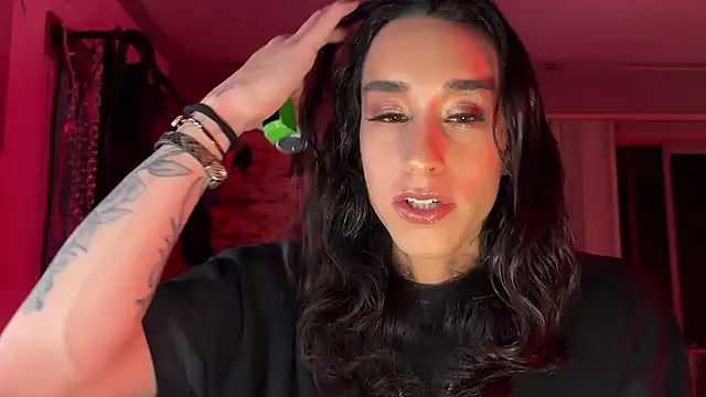 xoFrankie online show from 03-06-26, 05:04