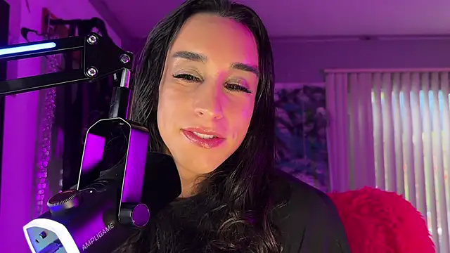 xoFrankie online show from 04-14-26, 01:00