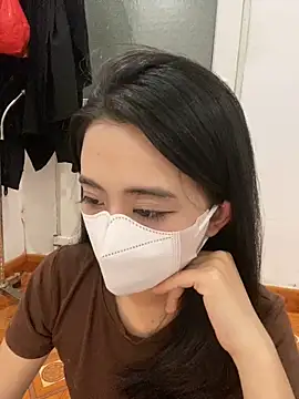 Snapshot of Mochi21 chatting on 09-20-25, 02:18 Mochi21 online show from 09-20-25, 02:18