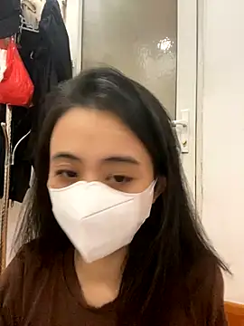 Snapshot of Mochi21 chatting on 09-22-25, 04:03 Mochi21 online show from 09-22-25, 04:03