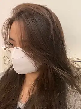 Snapshot of Mochi21 chatting on 11-10-25, 04:44 Mochi21 online show from 11-10-25, 04:44