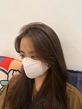 Snapshot of Mochi21 chatting on 11-11-25, 03:28 Mochi21 online show from 11-11-25, 03:28