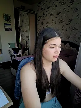 Albi Glow online show from 09-17-25, 11:01