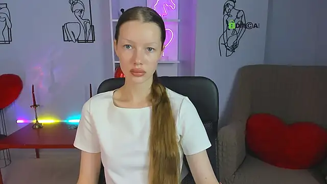 khloebeauty online show from 09-17-25, 05:42