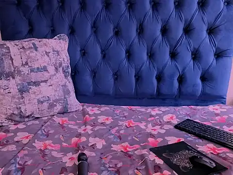 Snapshot of IndianSapphireX chatting on 11-27-25, 05:31 IndianSapphireX online show from 11-27-25, 05:31