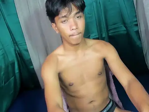 chris hot asian loverboy online show from 03-08-26, 06:12