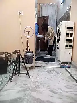 meenu bhabhi547 online show from 04-25-26, 04:15