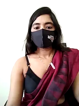 Snapshot of Puja-Rane chatting on 09-24-25, 04:49 Puja-Rane online show from 09-24-25, 04:49