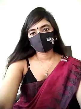 Snapshot of Puja-Rane chatting on 10-05-25, 02:54 Puja-Rane online show from 10-05-25, 02:54