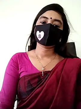 Snapshot of Puja-Rane chatting on 10-06-25, 03:04 Puja-Rane online show from 10-06-25, 03:04