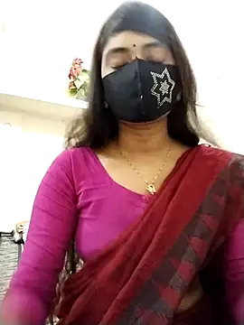 Snapshot of Puja-Rane chatting on 10-25-25, 02:08 Puja-Rane online show from 10-25-25, 02:08