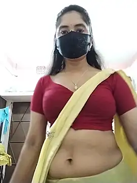 Snapshot of Puja-Rane chatting on 05-20-26, 04:35 Puja-Rane online show from 05-20-26, 04:35