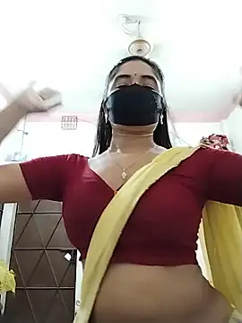 Snapshot of Puja-Rane chatting on 05-21-26, 04:47 Puja-Rane online show from 05-21-26, 04:47