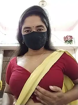 Snapshot of Puja-Rane chatting on 06-13-26, 02:31 Puja-Rane online show from 06-13-26, 02:31