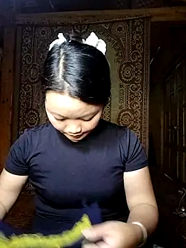 lusy-000 online show from 09-28-25, 02:17