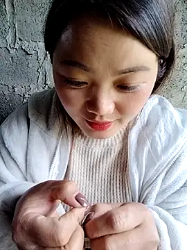 lusy-000 online show from 10-26-25, 08:42