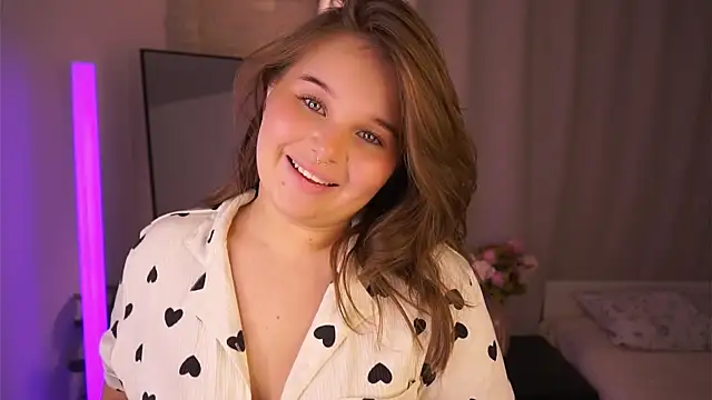 Snapshot of Anna_Nicol chatting on 11-12-25, 12:27 Anna Nicol online show from 11-12-25, 12:27