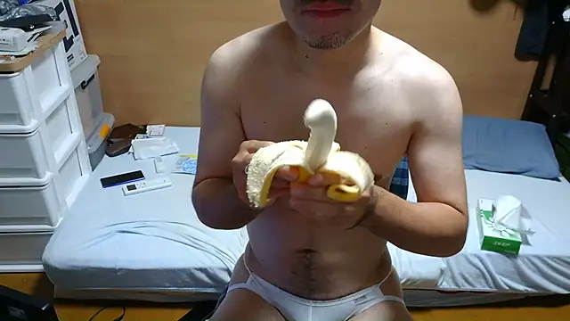 erosuke9 online show from 10-26-25, 08:37