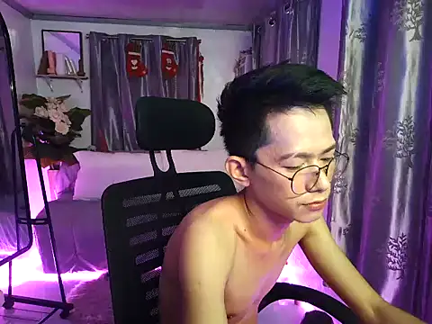 Skinny CumLoader69 online show from 11-17-25, 04:57