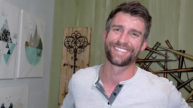 Snapshot of BryanCavallo chatting on 11-14-25, 11:02 BryanCavallo online show from 11-14-25, 11:02