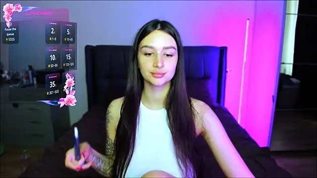 Veronica Larsson online show from 09-11-25, 08:47