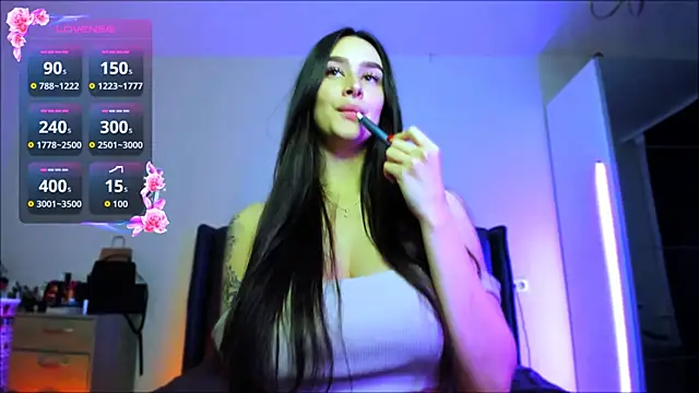 Veronica Larsson online show from 09-27-25, 06:24