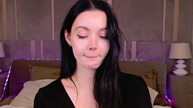 Goldy Stark online show from 10-16-25, 09:05