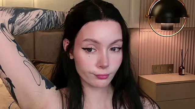 Goldy Stark online show from 02-18-26, 09:00