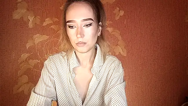 Awora Wolf online show from 09-20-25, 02:40