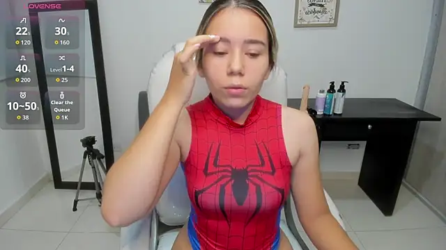 Aiilyn Ds online show from 09-24-25, 09:45