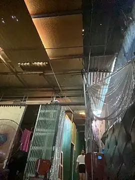 Dunmii online show from 09-20-25, 01:06