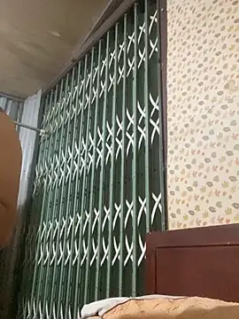 Dunmii online show from 10-21-25, 06:19