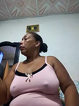 Snapshot of Naomi-Mature chatting on 09-19-25, 08:05 Naomi-Mature online show from 09-19-25, 08:05